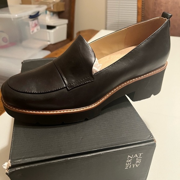 NEW Naturalizer Women's Black Leather Darry Platform Loafer Size 12W - Picture 5 of 7